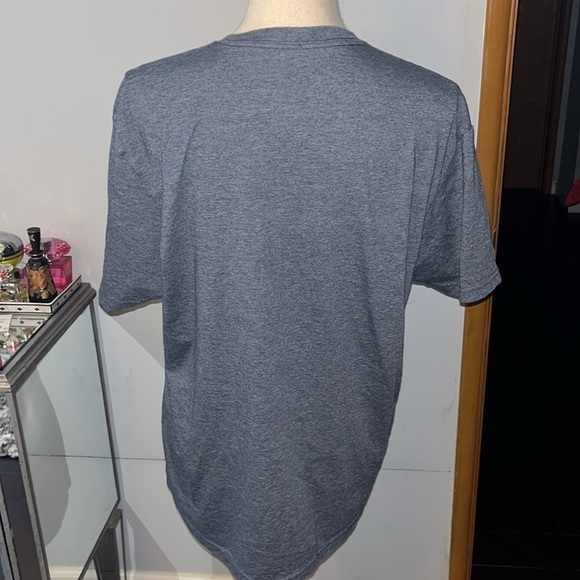 Stone Temple Pilots Men's T-Shirt 2010 Peace Sign Graphic tee.  Vintage Grunge L - Picture 3 of 4